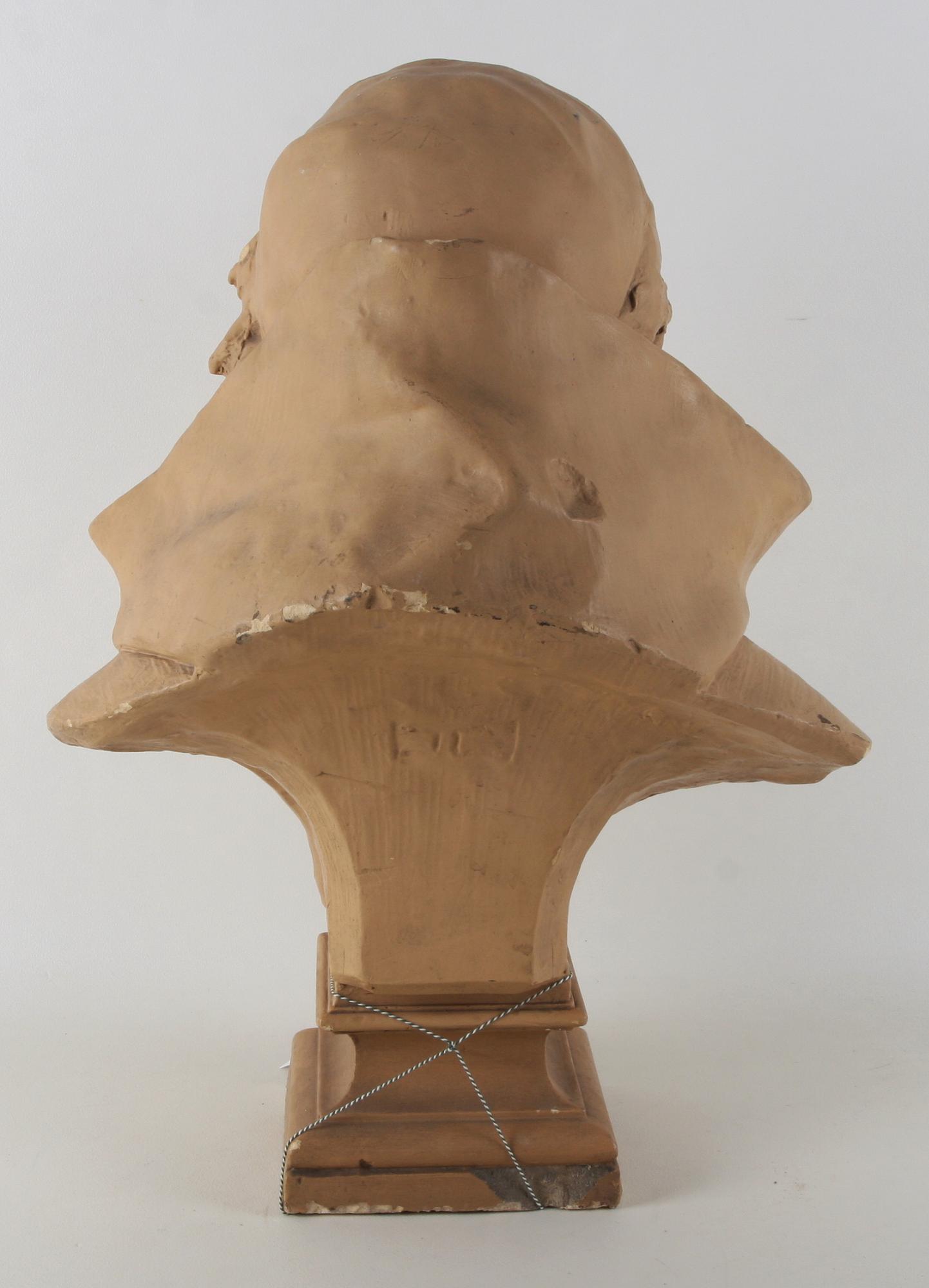 OKÄND KONSTNÄR, skulpturbyst, bemålad gips, bär sign.