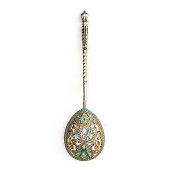 372. A Russian parcel-gilt cloisonné enamel spoon, maker's mark cyrillic possibly, GS for Grigory Spitnev, Moscow, 1908-1926.