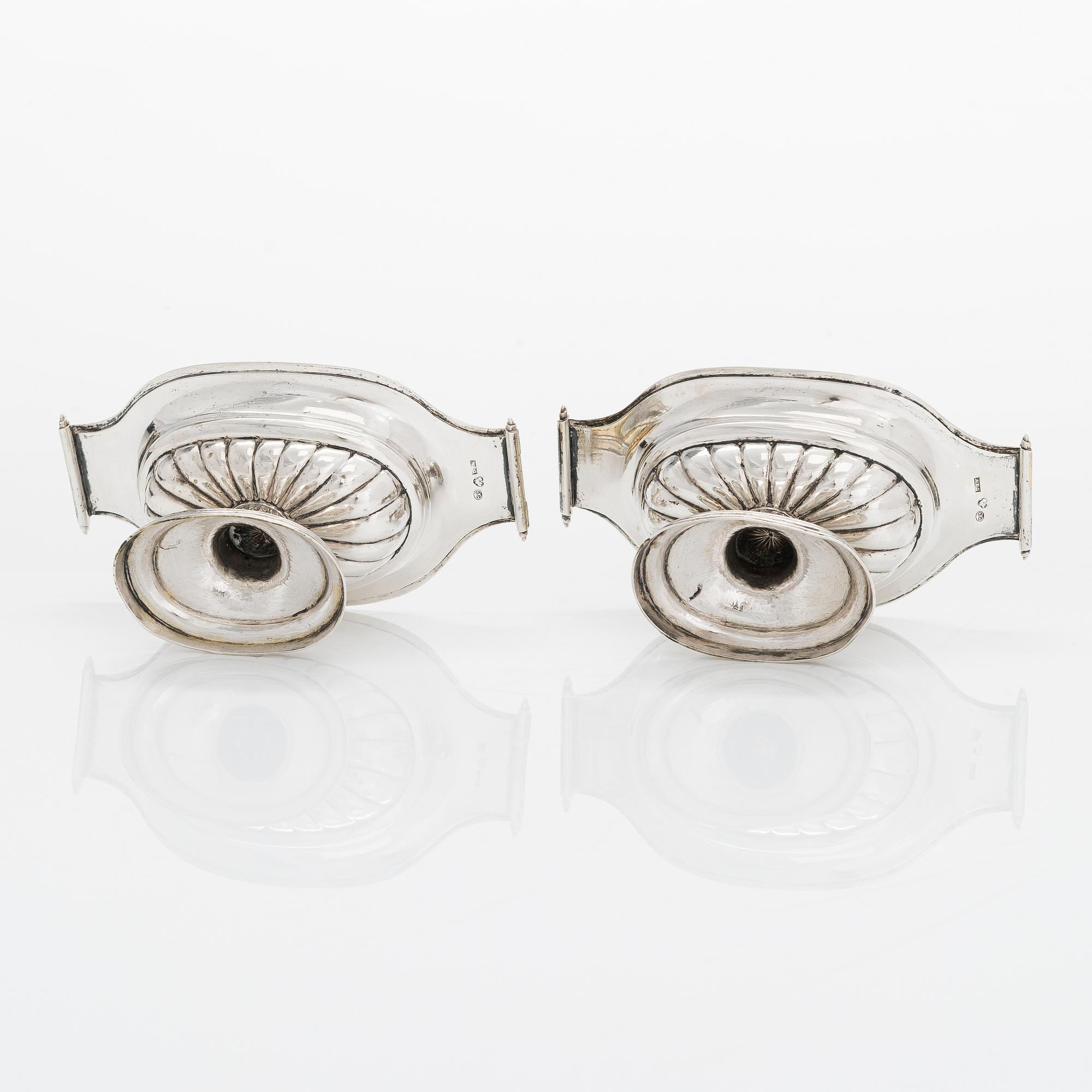 Adolf Fredrik Granfelt, saltkar, ett par, silver och förgyllt silver, Borgå (AFG verksam 1827-54).