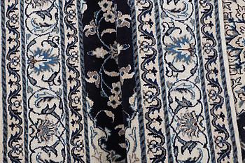 Matta, Nain, part silk, ca 195 x 150 cm.