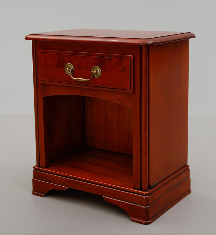 SÄNGBORD, Grange, 1900-talets andra hälft.