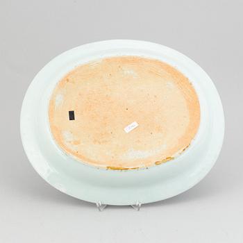 Terrinfat, kompaniporslin. Qingdynastin, Qianlong (1736-95).