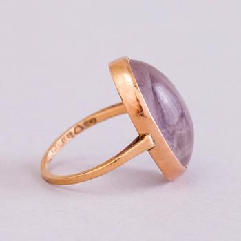 A 1950s three piece jewellery set with 14K gold and rose quartz.