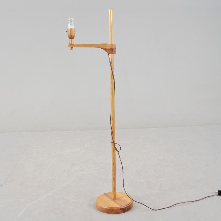 GOLVLAMPA, "Staken", Carl Malmsten, 1900-talets andra hälft.