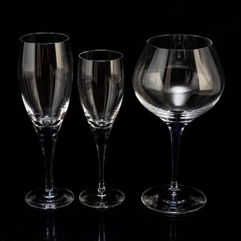 ERIKA LAGERBIELKE, 28 delar, glas, "Intermezzo", Orrefors.