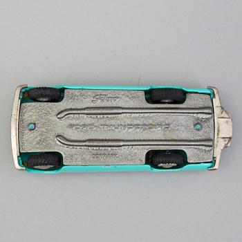 MODELLBILAR, 17 st, Dinky toys och Tekno, England, Danmark 1950-/60-tal.