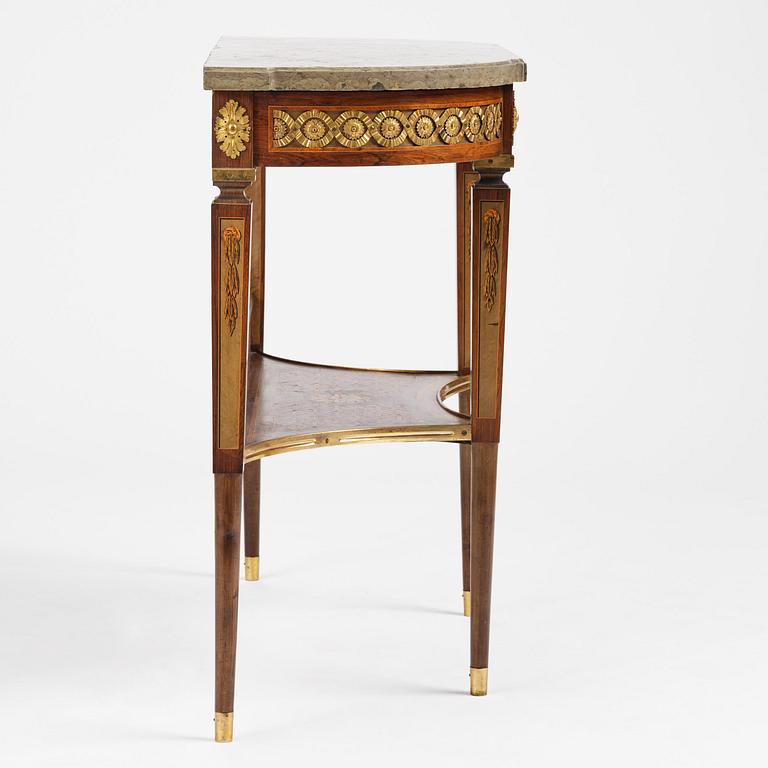 Konsolbord, utfört i Georg Haupts art, omkring år 1900, Gustaviansk stil.