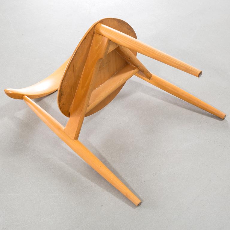 six chairs for Fritz Hansen, model "Hjertestolen", second half of the 20th century.