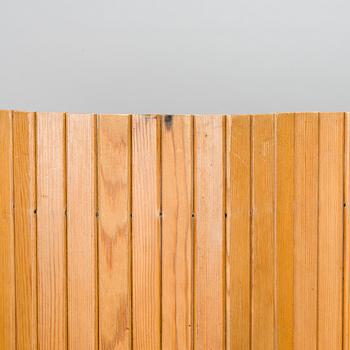 Alvar Aalto, a late 20th century '100' folding screen for O.Y. Huonekalu- ja Rakennustyötehdas A.B.