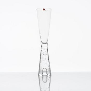 Timo Sarpaneva, eight "Arkipelago" champagne glasses, Iittala, Finland, 1980-1993.