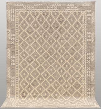 A carpet, Kilim, ca 295 x 211 cm.