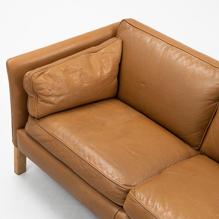 A 'Cromwell' sofa by Are Norell, end of the 20th Century.