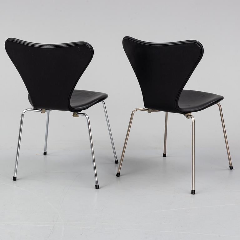 ARNE JACOBSEN, stolar, 10 st, "Sjuan", Fritz Hansen, Danmark.