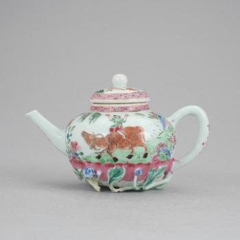 TEKANNA, porslin, Kina, 1700-tal.
