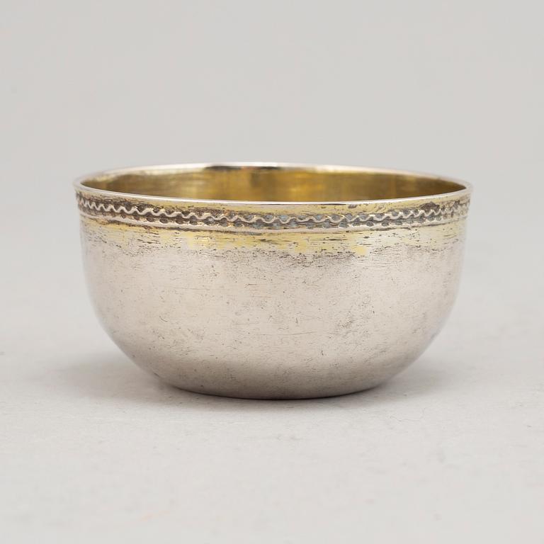 A Swedish 18th century parcel-gilt silver tumbler, mark of Berndt Johan Eschenburg, Enköping 1772.