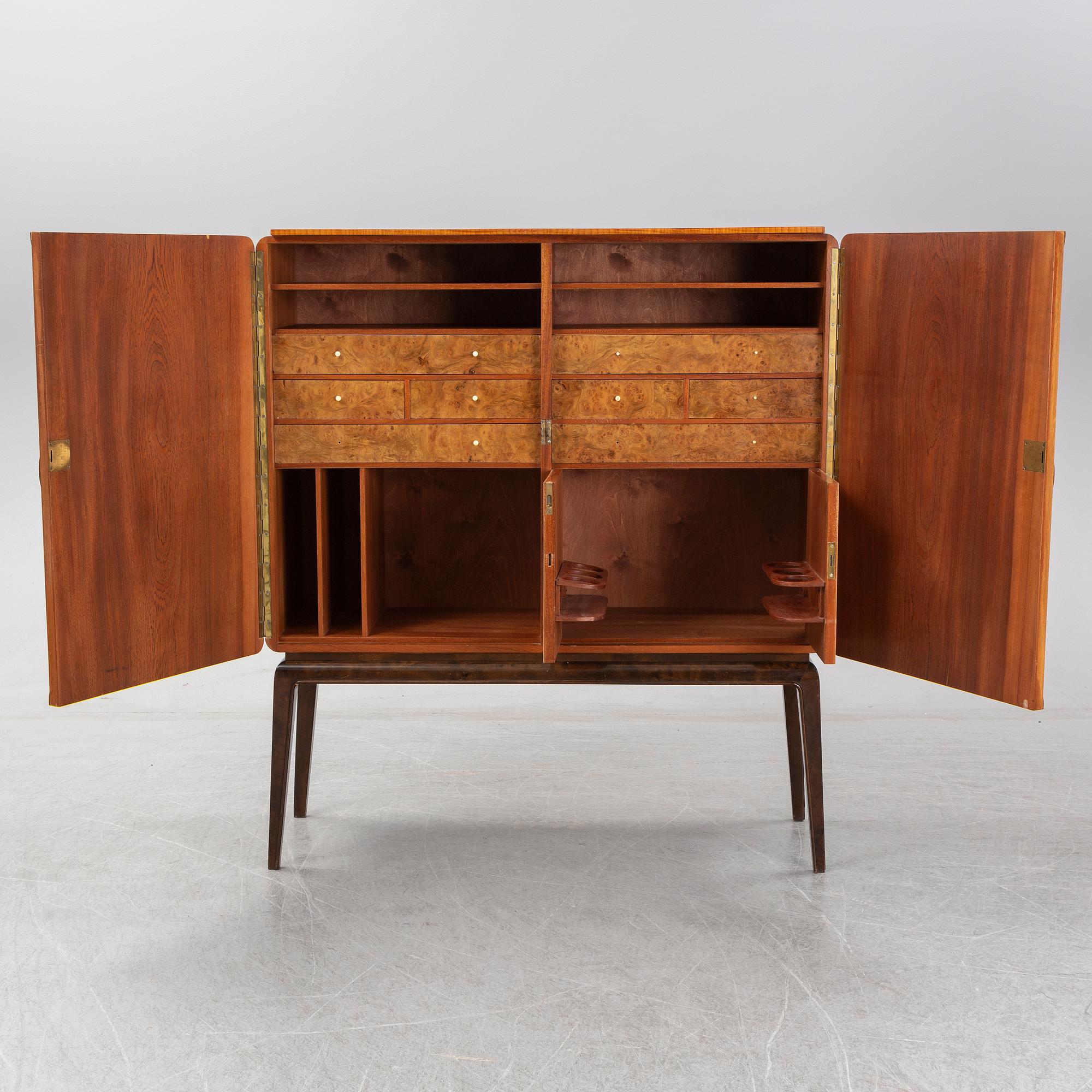 A SWEDISH MODERN CABINET, 1940's.