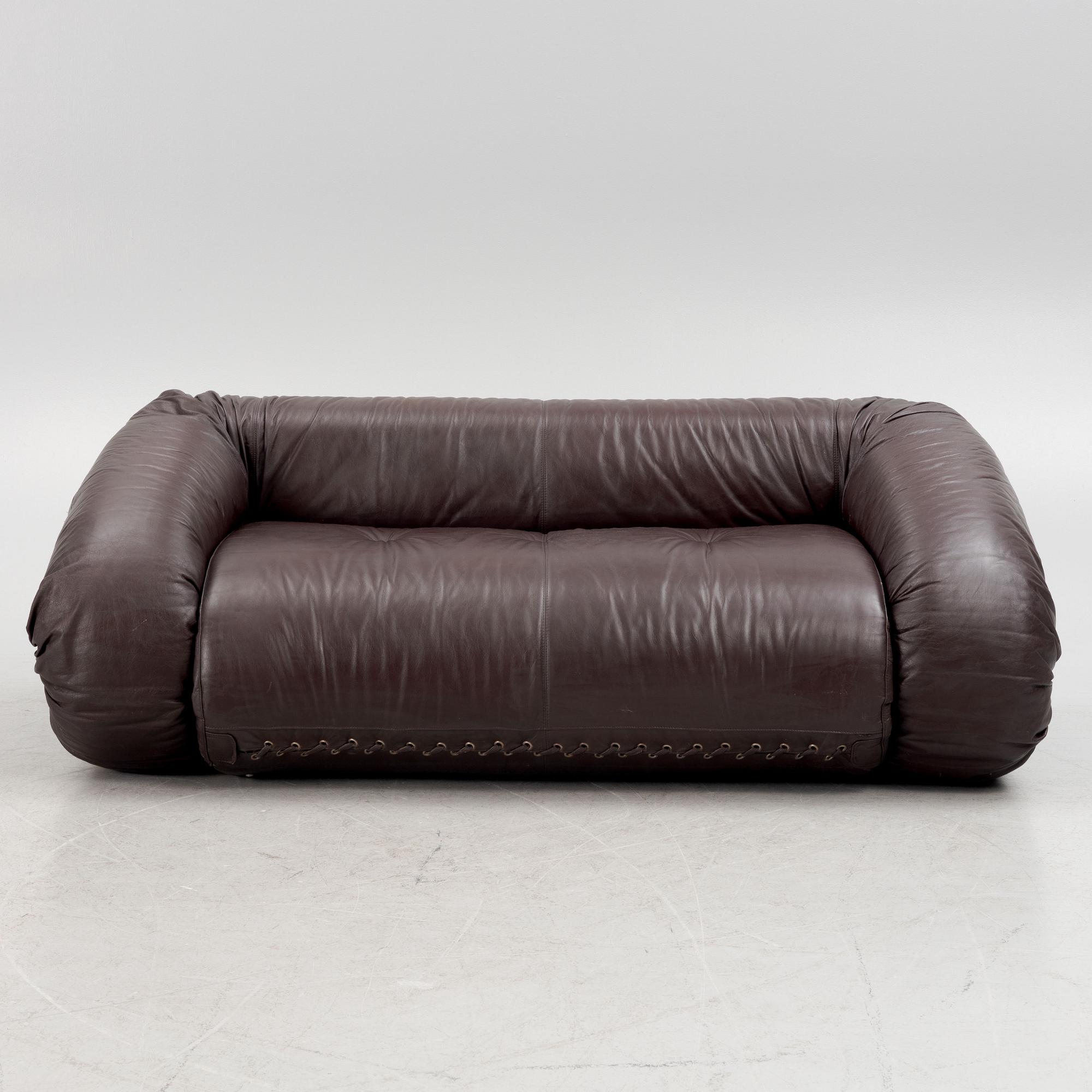 Alessandro Becchi, soffa, "Anfibio", Giovannetti, Italien.
