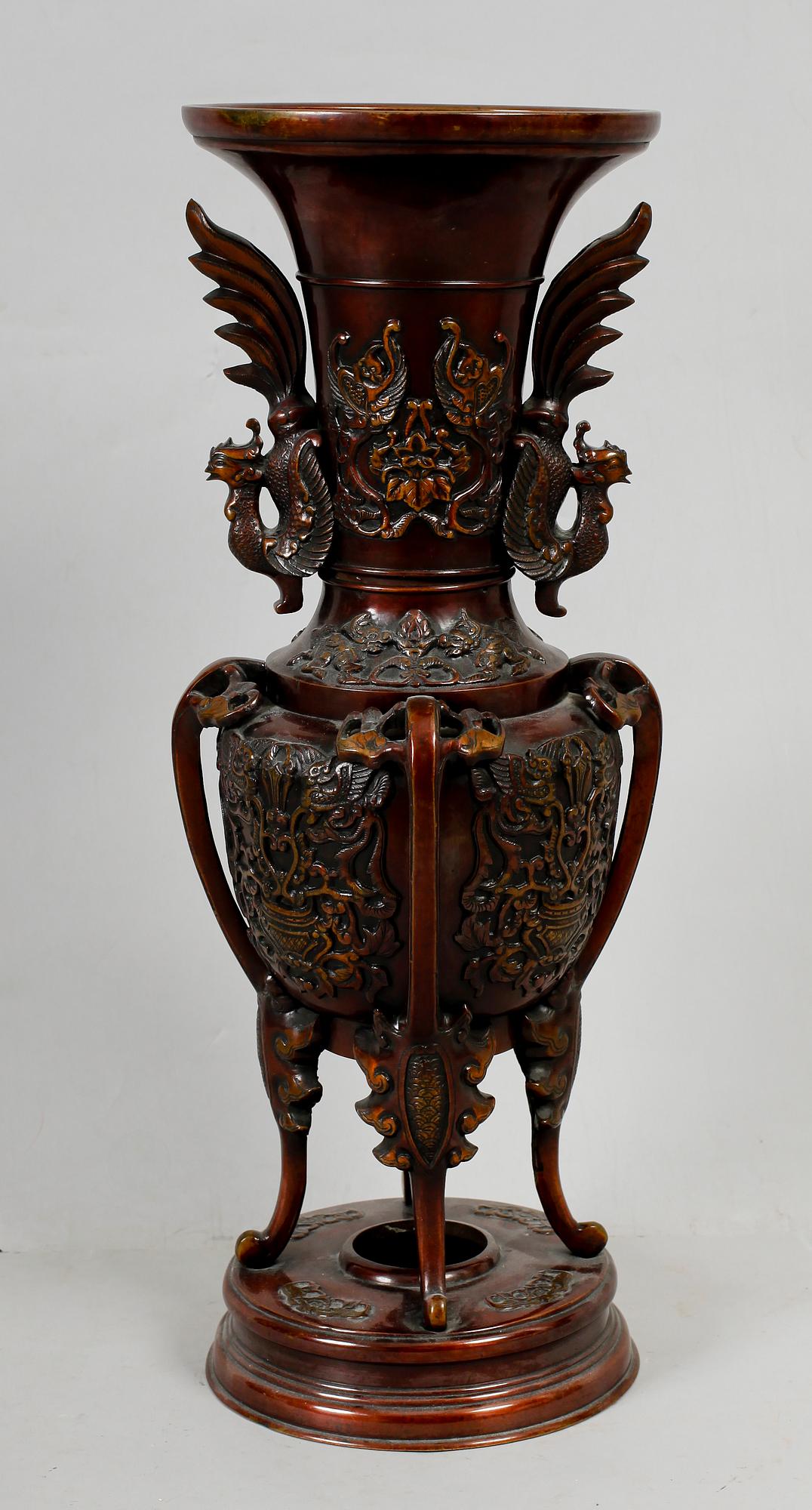 VAS, brons, Kina, 1900-tal.