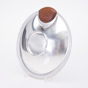 BRÖDKORG, TW207, nysilver och teak, Tapio Wirkkala. Modellen formgiven 1959.