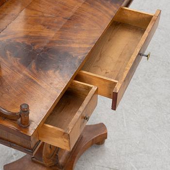 A dressing, 19th century.