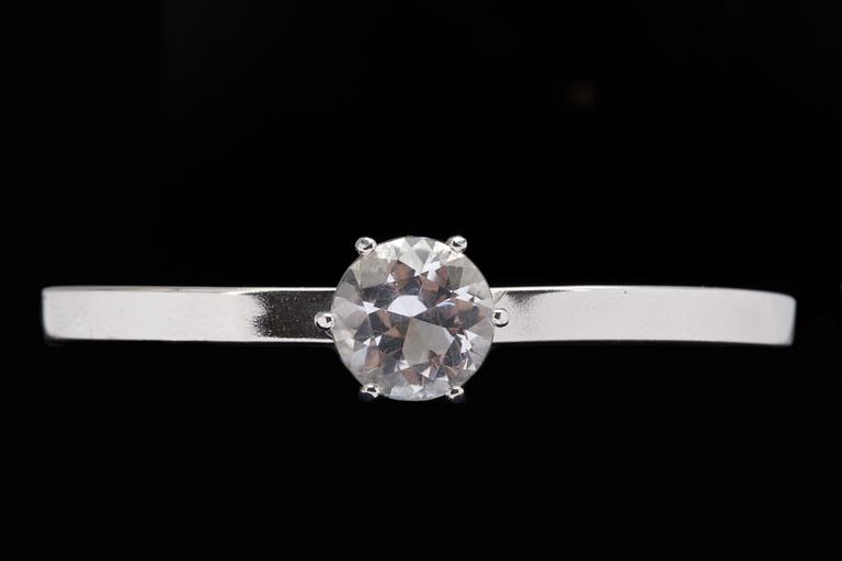 ARMRING SAMT RING, sterling silver med bergkristall. Totalvikt ca 17 g.