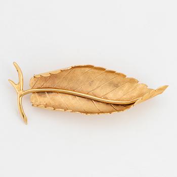 14K gold brooch.