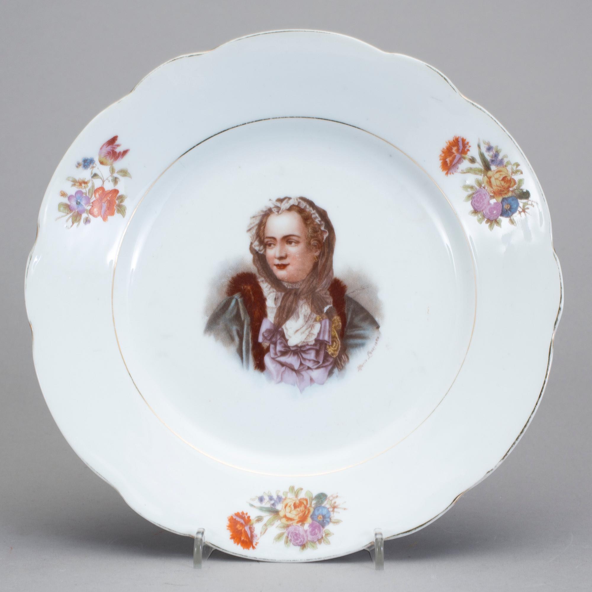 TALLRIK, porslin, Meissenliknande märke, omkring 1900.