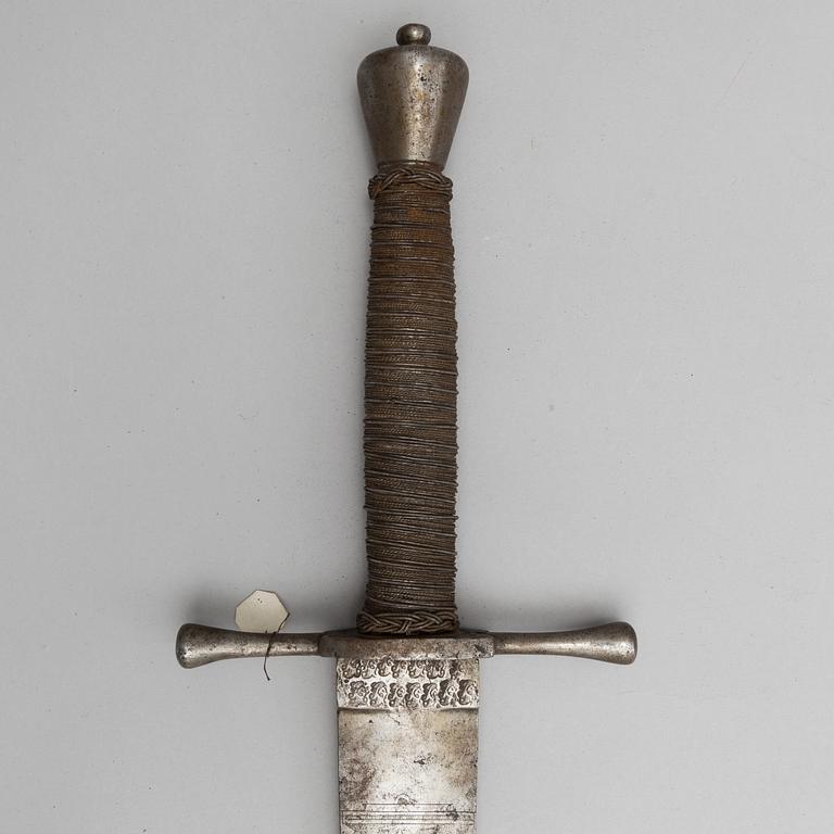 SLAGSVÄRD, Holland/Tyskland, med klinga från 1640-talet.