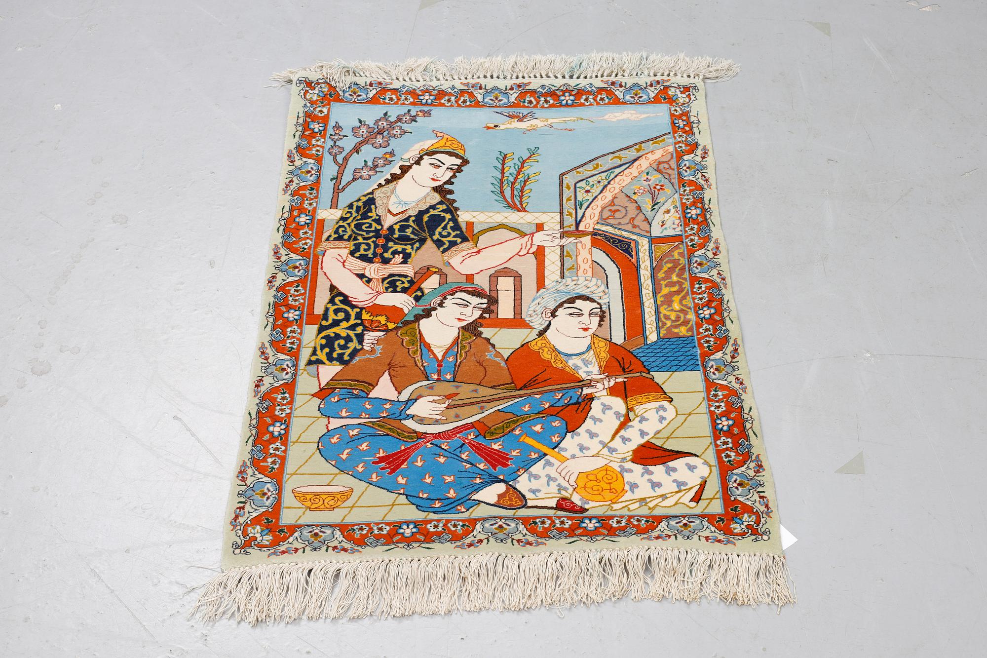 A rug, semi-antique Esfahan, ca 97 x 70 cm.