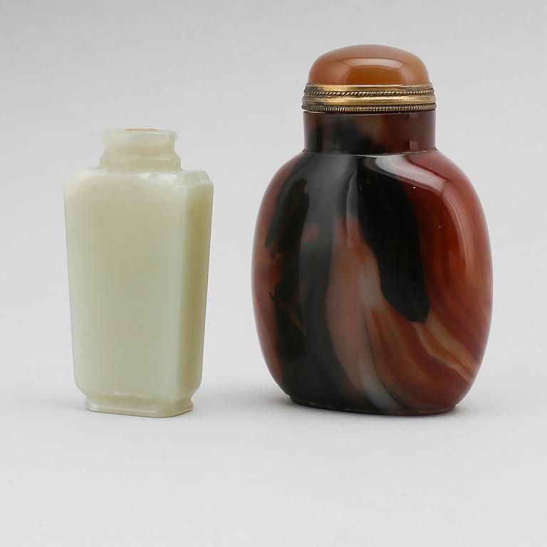 SNUSFLASKOR, 2 st, sten, Kina, 1900-/2000-tal.