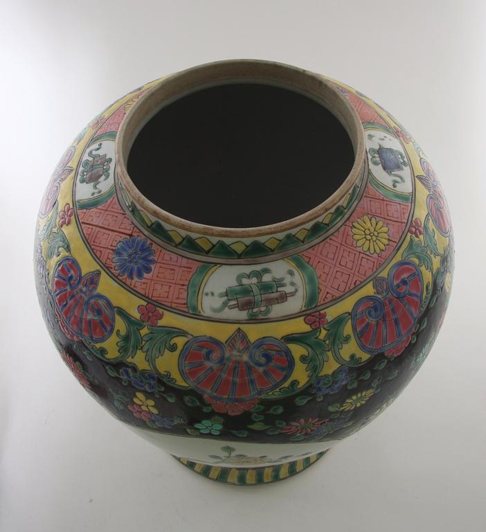 LOCKURNA, porslin, kina, 1900-tal.