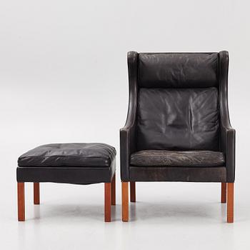 Børge Mogensen, a model 2204 armchair with ottoman, Fredericia Stolefabrik, Denmark.