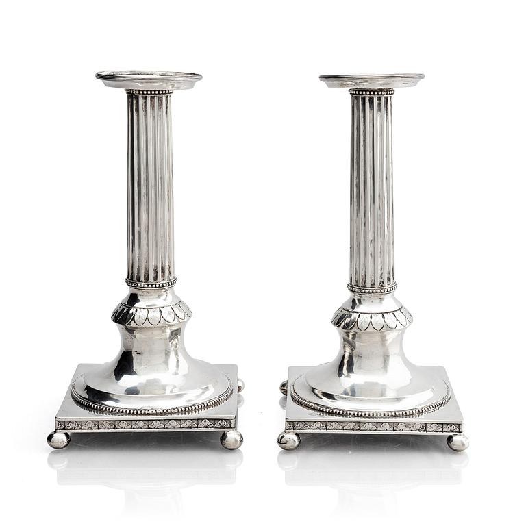 Gustaf Henrik Sidwall, ljusstakar, ett par, silver, Norrköping 1798. Gustavianska.