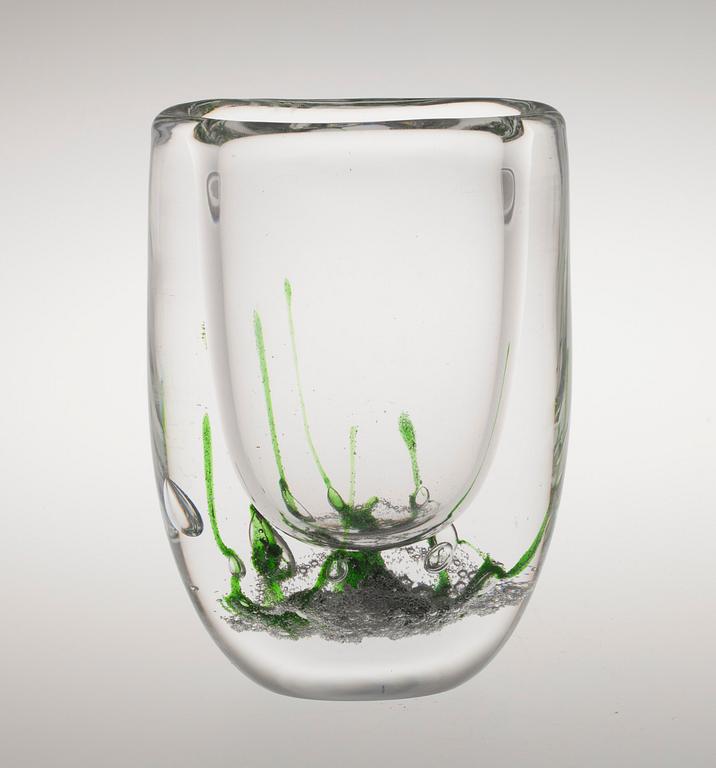 VAS, glas, Vicke Lindstrand, signerad Kosta.
