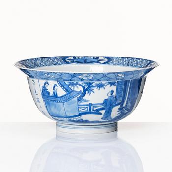 A blue and white bowl, Qing dynasty, Kangxi (1662-1722).