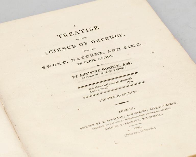BOK, "A Treatise on the Science of Defence for the Sword, Bayonet an Pike in close action" av Gordron Anthony, andra uppl, London 1806.