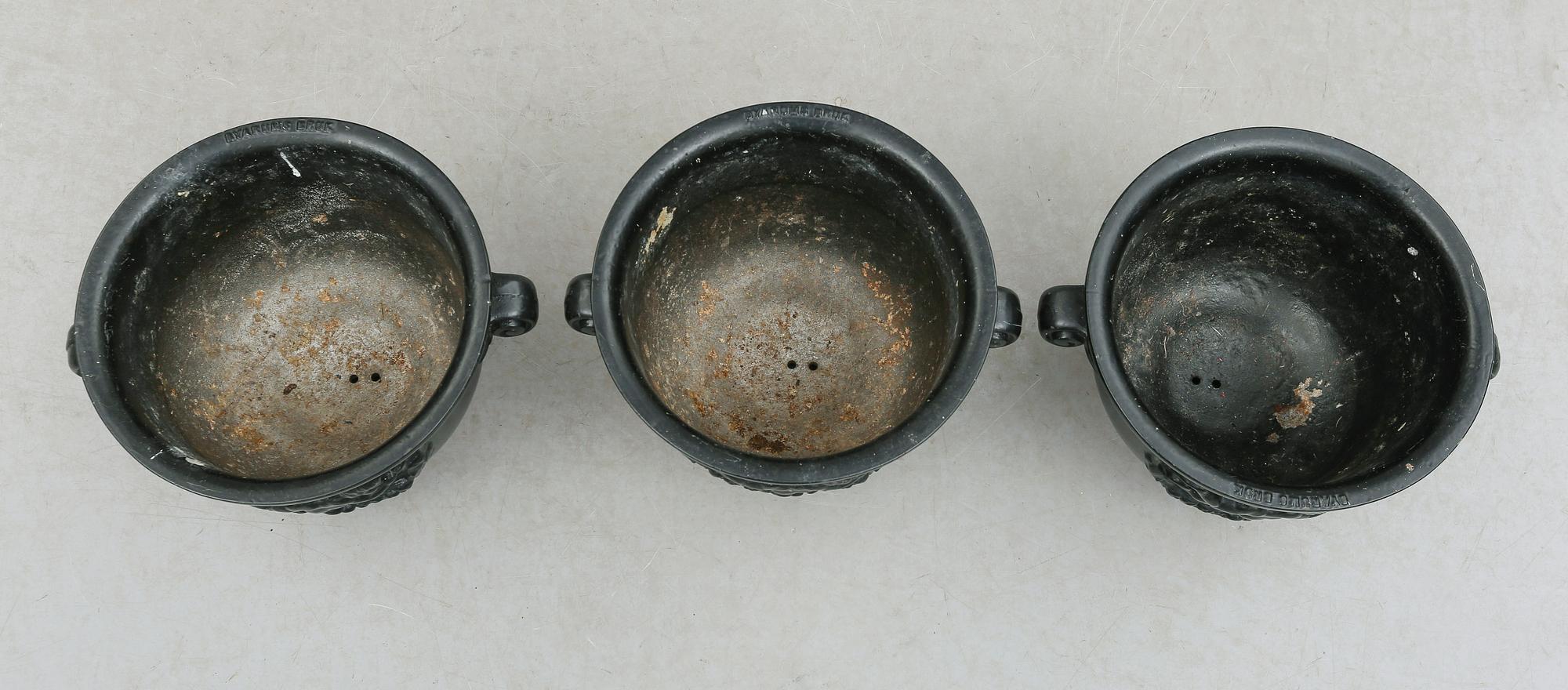 TRÄDGÅRDSURNOR, 3 st, aluminium, Byarums Bruk, modern tillverkning.