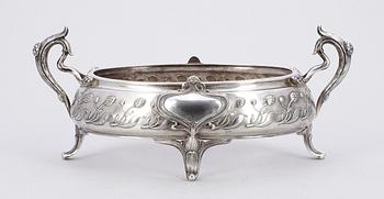 JARDINJÄR, silver, K Andersson, Stockholm, 1901. Tot vikt ca 788g.