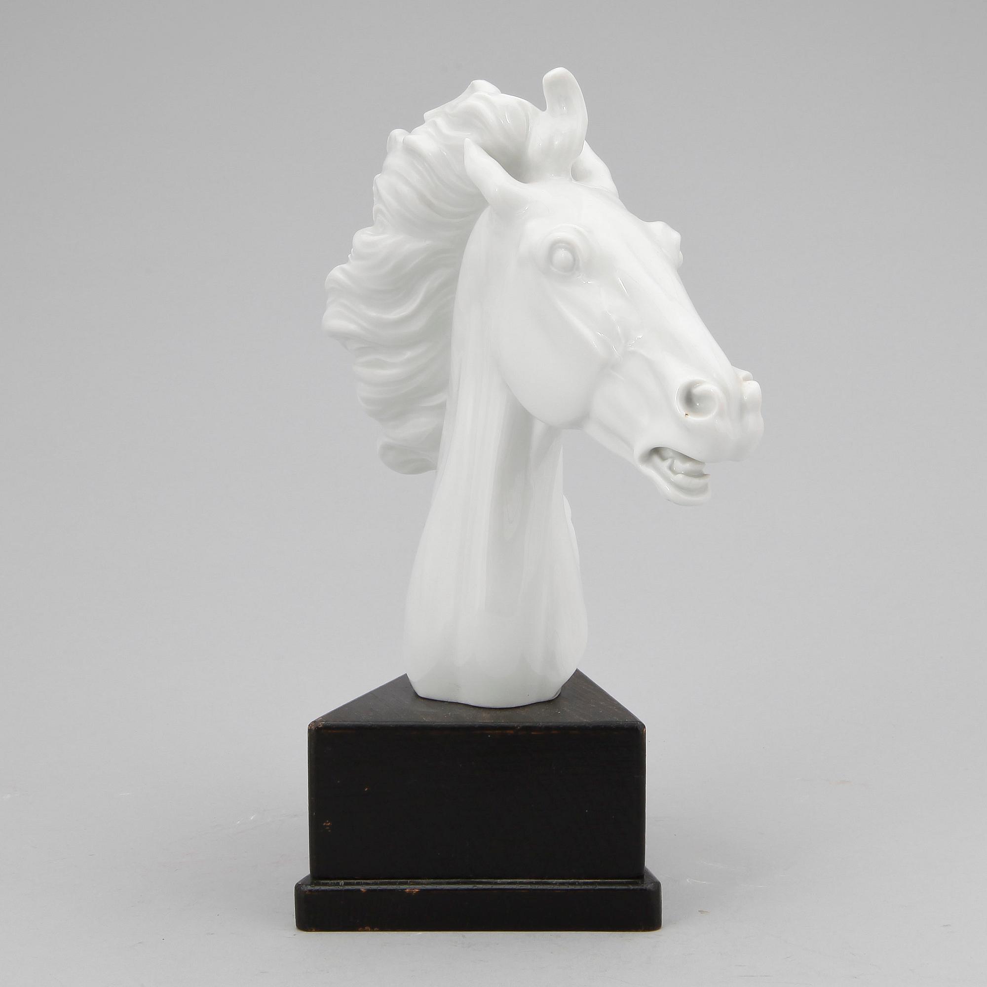 FIGURIN, porslin, Erich Oehme, Meissen 1949.