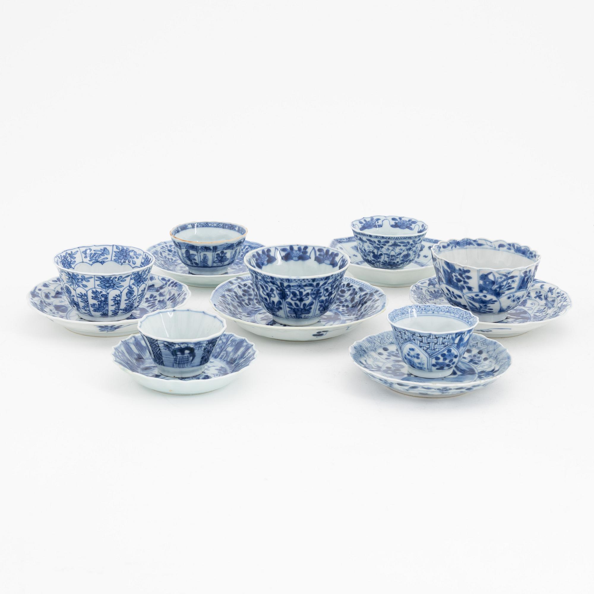 A group of seven cups with saucers, Qing dynasty, Kangxi (1662-1722).