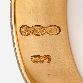 Sormus "Metsäpirtti", 18K kultaa. Kalevala Koru, Helsinki 2001.