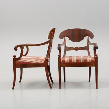 KARMSTOLAR, ett par, Karl-Johan, 1800-talets första hälft.
