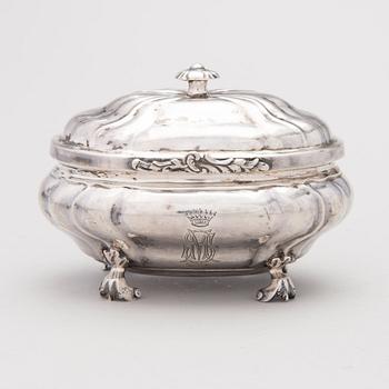 A BALTIC SILVER SUGAR BOX, Tallinn/Reval, Daniel Lundgren (1771-1783).