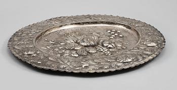 PRESENTERFAT, silver, barockstil, 1800-tal.