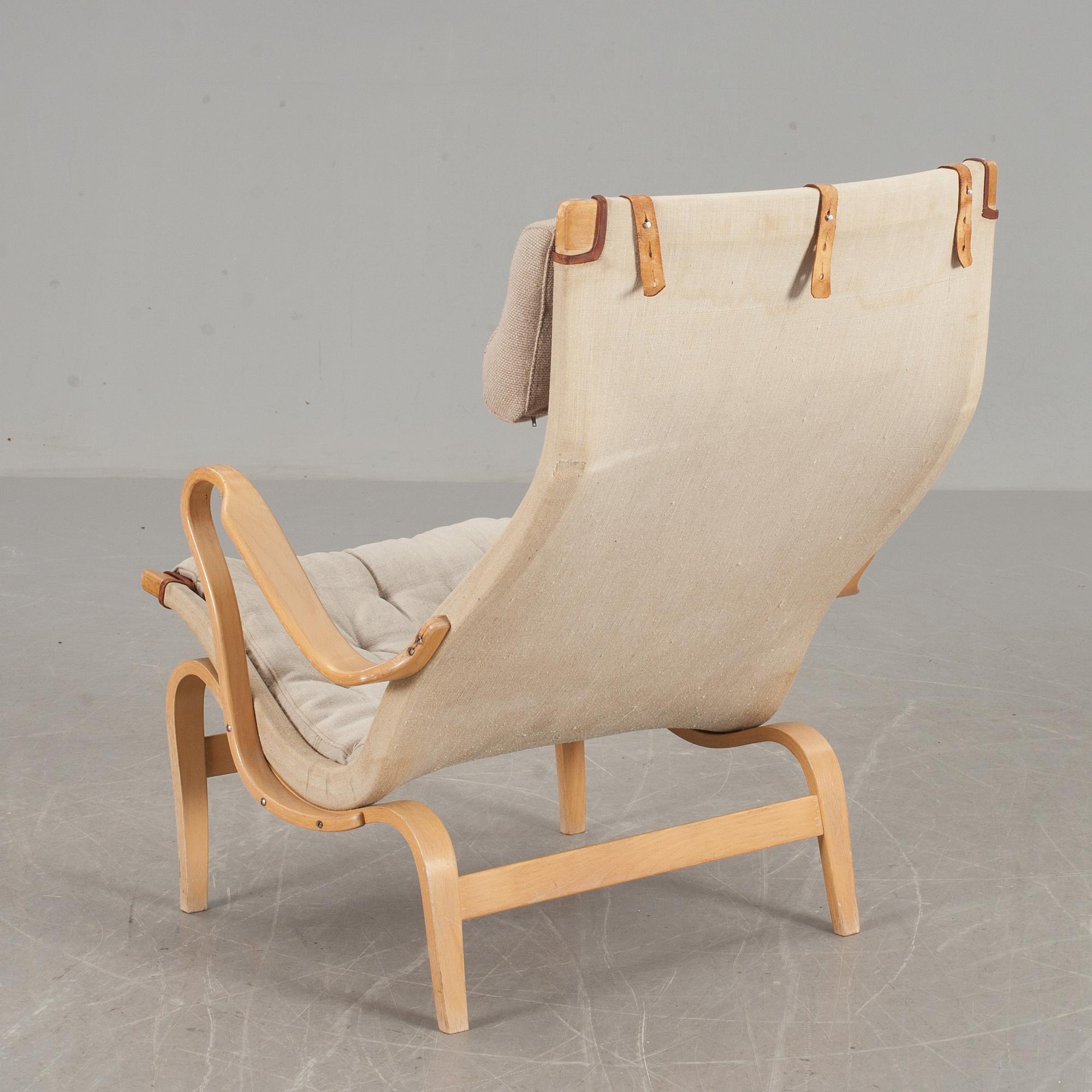 FÅTÖLJ, "Pernilla" Bruno Mathsson DUX, 1900-talets andra hälft.