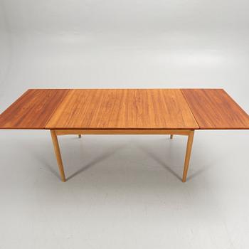Børge Mogensen, dining table, "Öresund", model 178, mid-20th century.