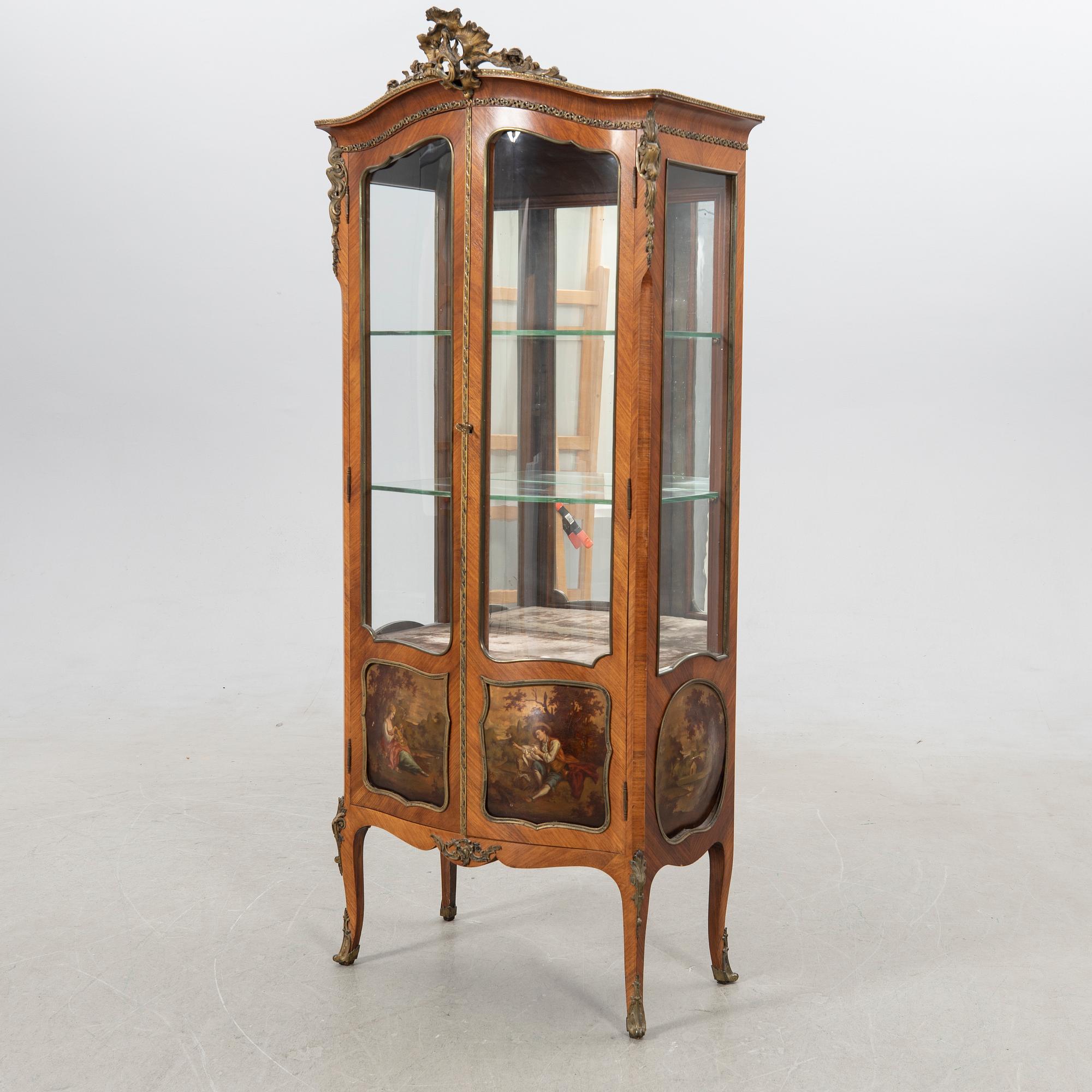 Display cabinet, Rococo style, 20th century.