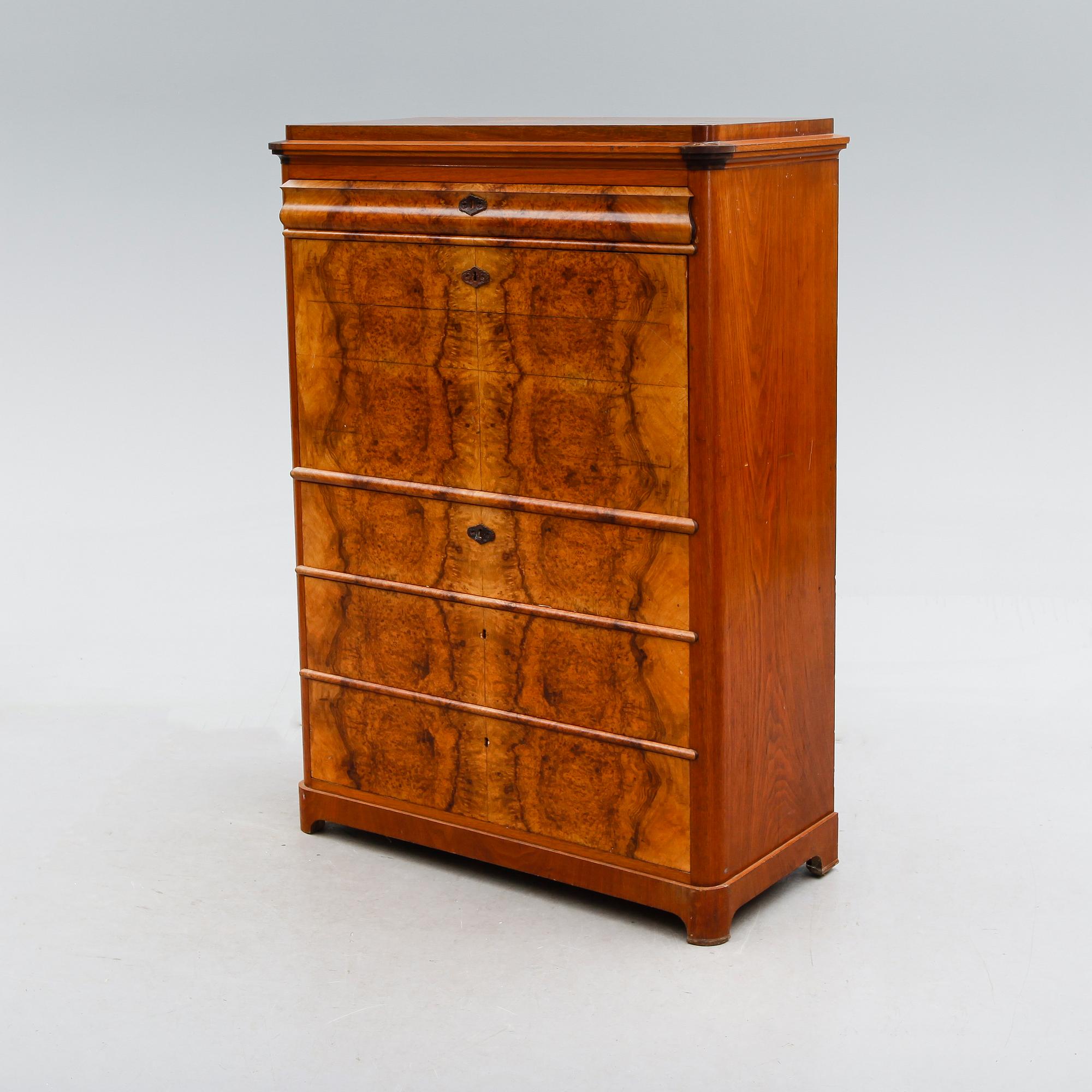 CHIFFONJÉ, 1800-talets andra hälft.