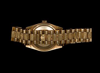 ARMBANDSUR, 18K guld. Rolex Oyster Perpetual Day-Date. Vikt ca 144 g.