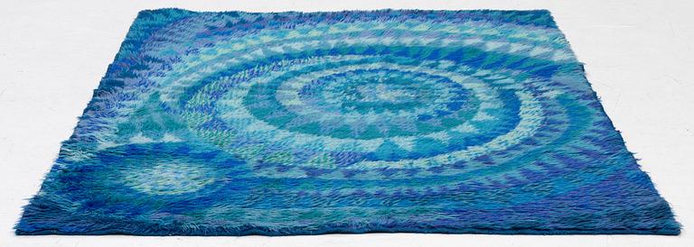 Marjatta Metsovaara, ryarug, "Simpukka", approx. 167 x 134 cm.